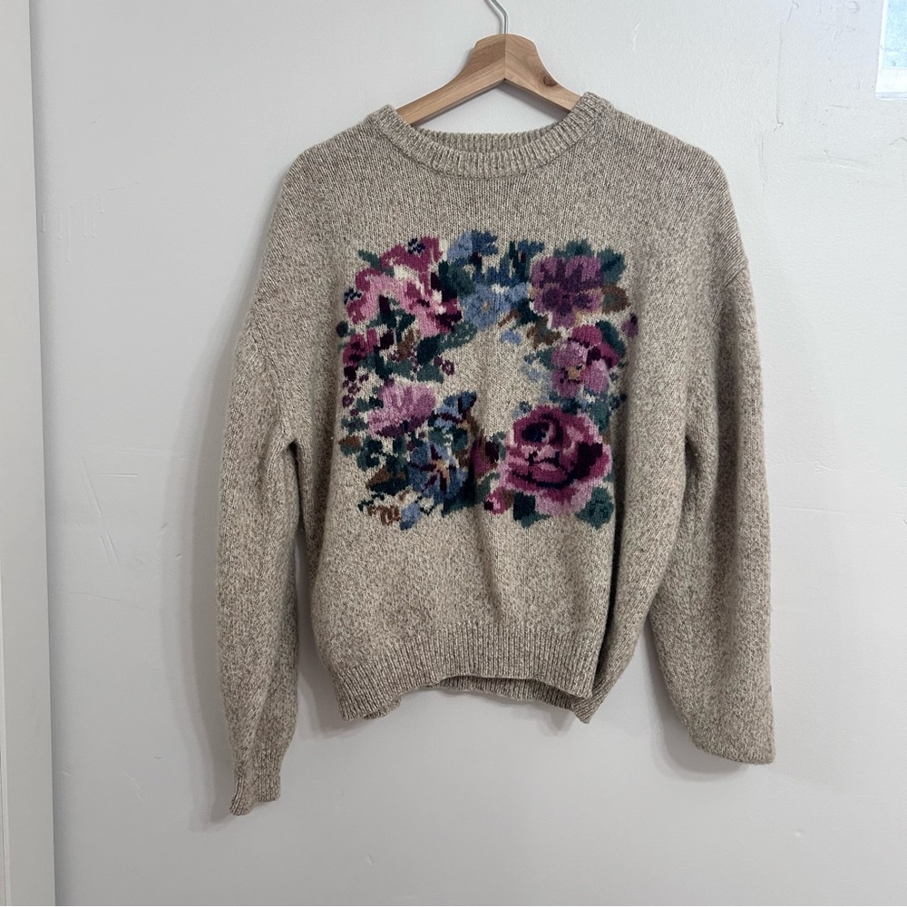 Vintage Eddie Bauer 1990 wool blend floral crewneck sweater